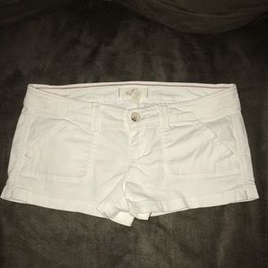 Hollister size 1 low rise short shorts